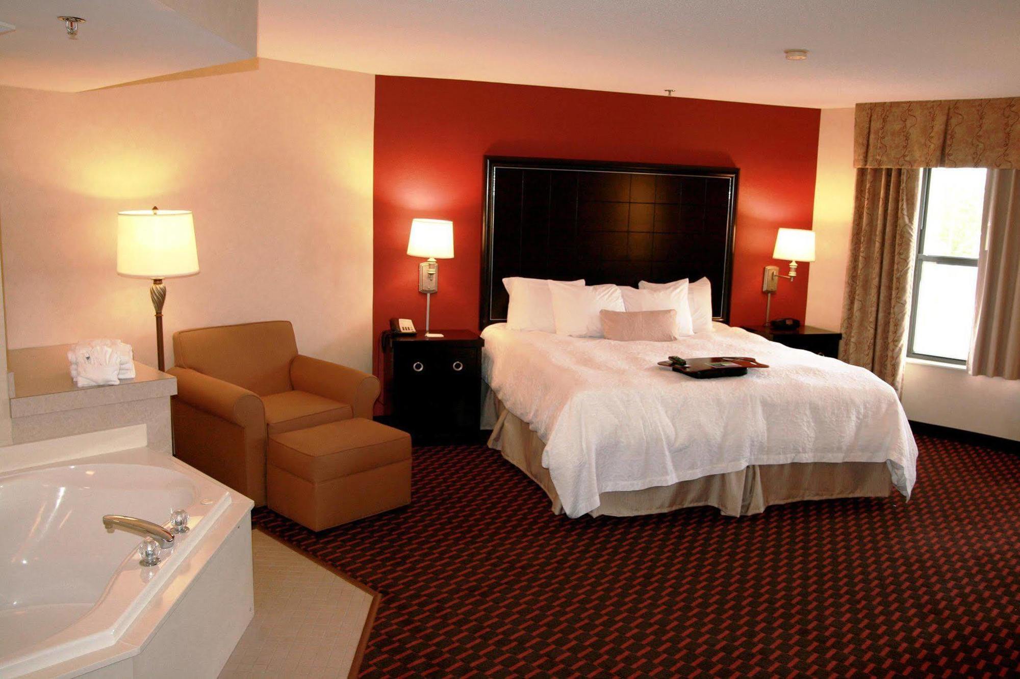 Hampton Inn Mount Pleasant Δωμάτιο φωτογραφία