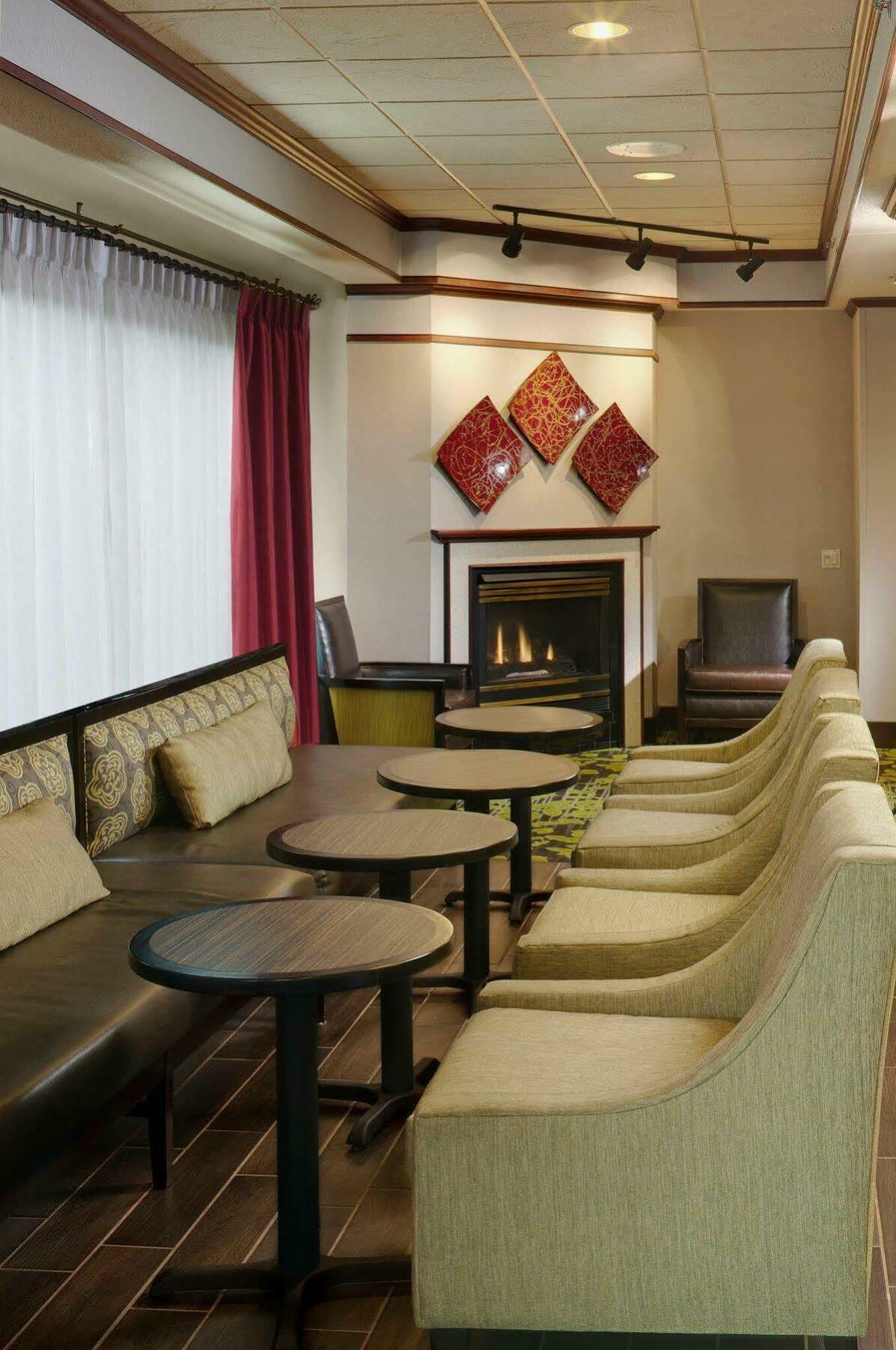 Hampton Inn Mount Pleasant Εξωτερικό φωτογραφία